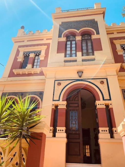 Palacete Del Porvenir Séville